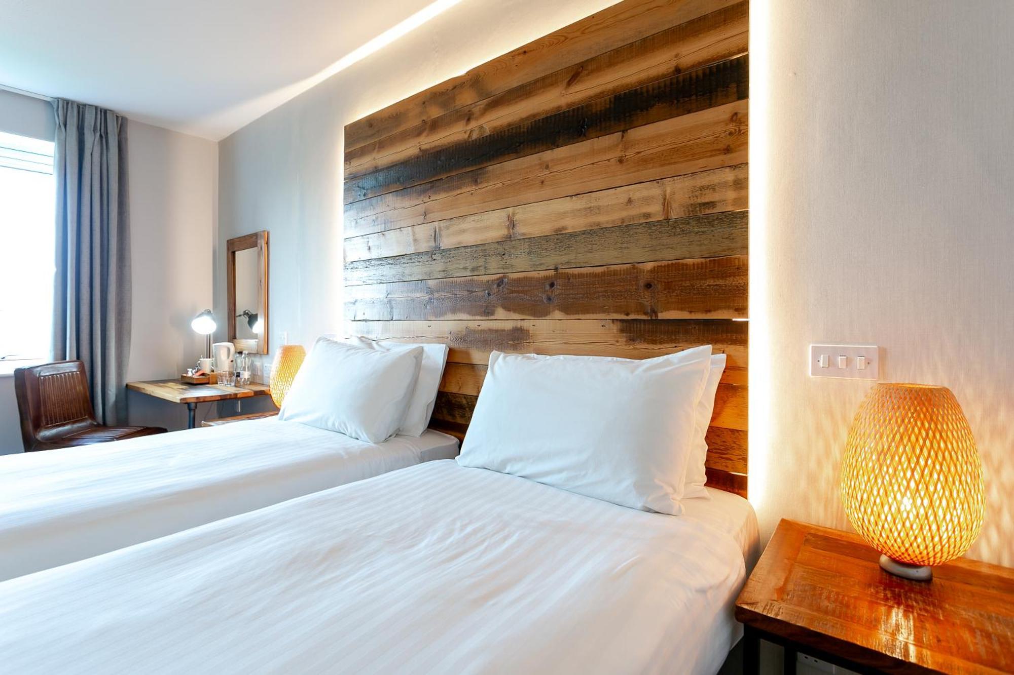 Cedar Court Bradford Hotel Esterno foto